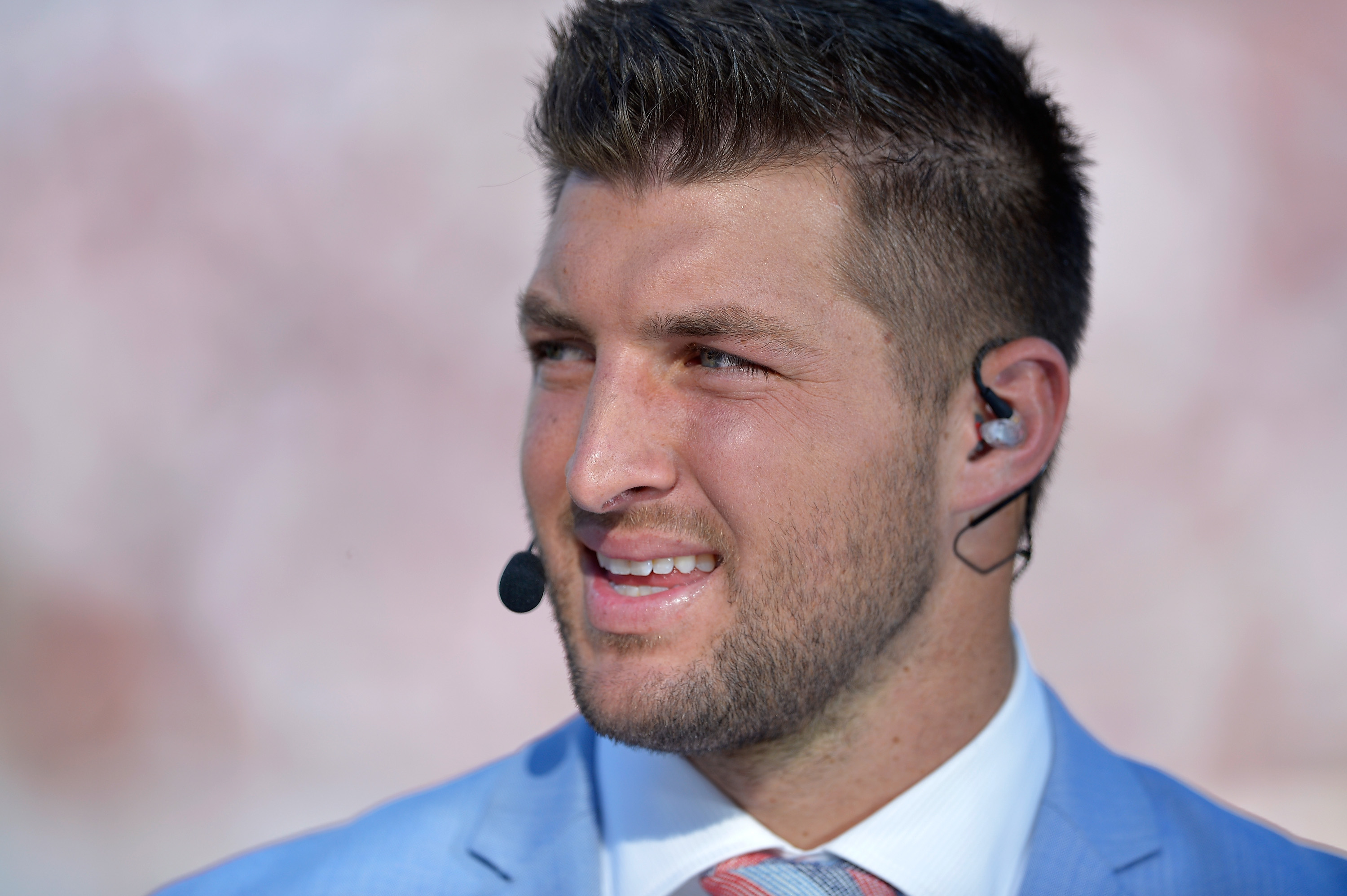 Tim Tebow to Guest Host ABC's 'Good Morning America' – The