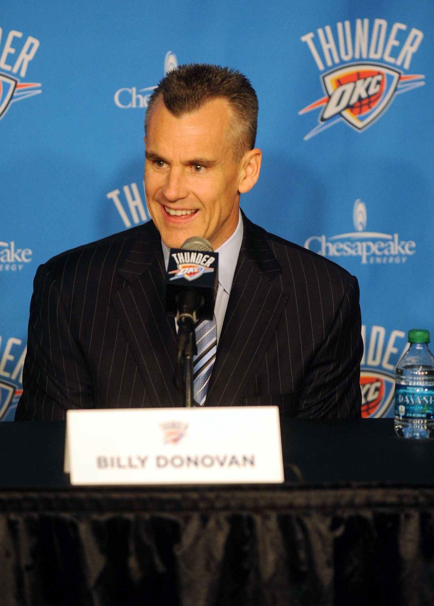 Thunder introduce new coach Billy Donovan 