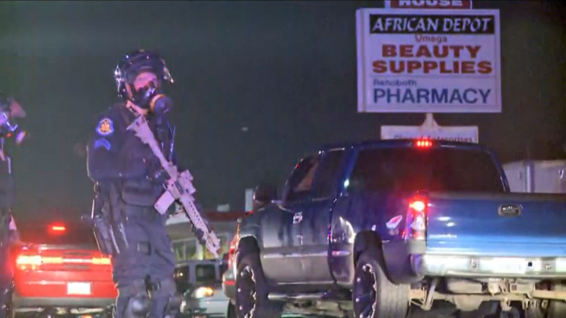 Rioting, looting run rampant in Ferguson overnight