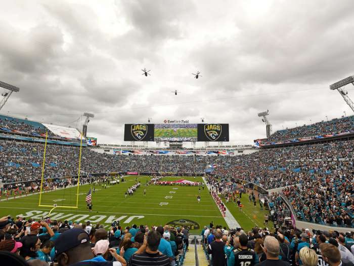 jacksonville jaguars pool suite