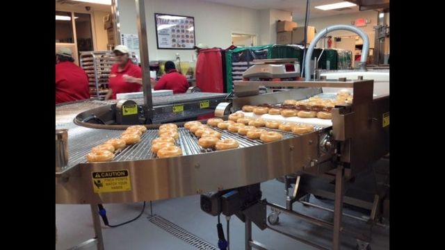 Local Pizza Huts offering jobs to Krispy Kreme employees at closing locations - Firstcoastnews.com