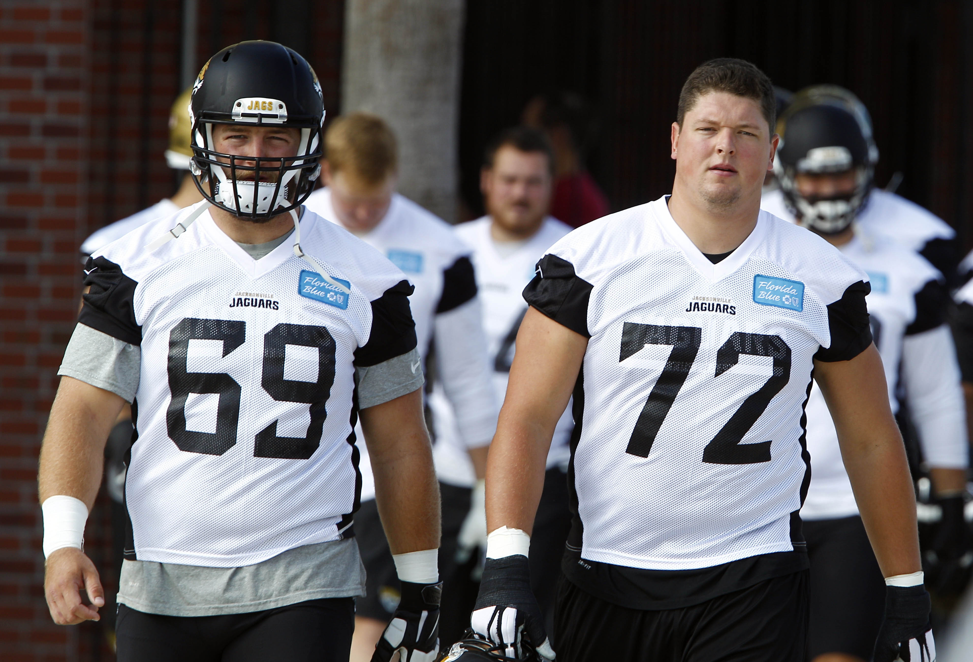 Kelvin Beachum signs with the Jacksonville Jaguars, could start at left  tackle