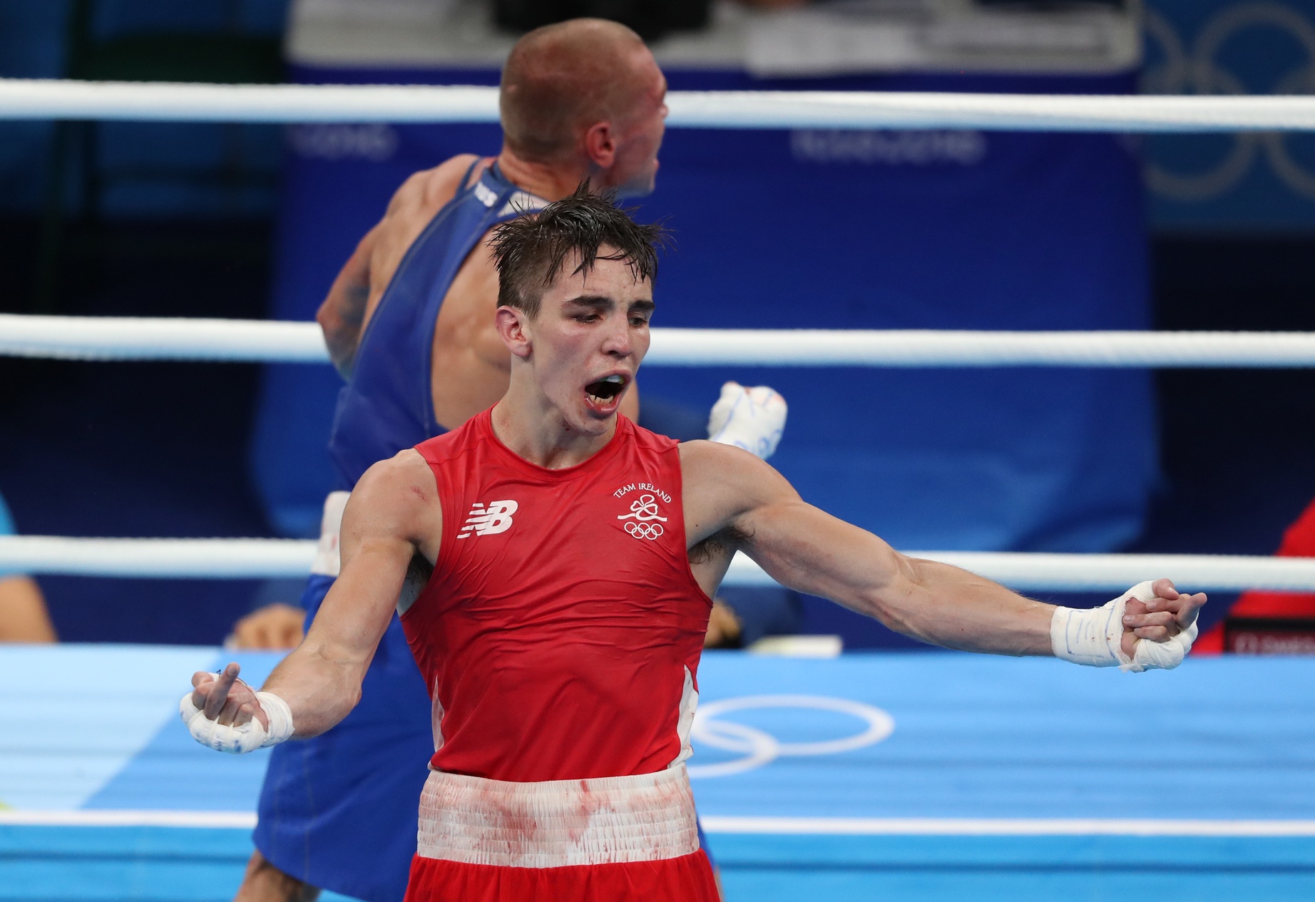 irish-boxer-flips-off-judges-accuses-vladimir-putin-after-losing