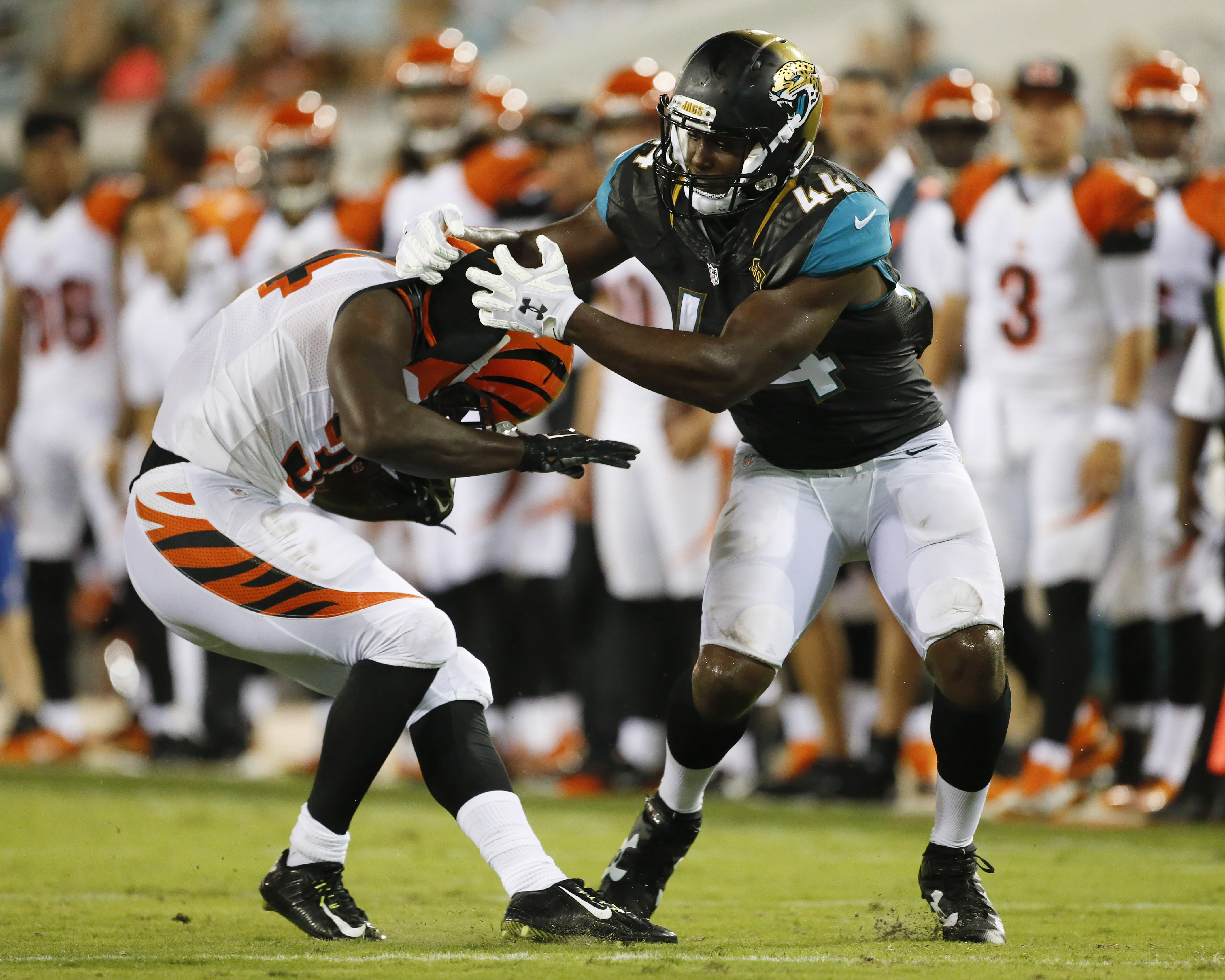 Jacksonville Jaguars: A Look at Rookie LB Myles Jack