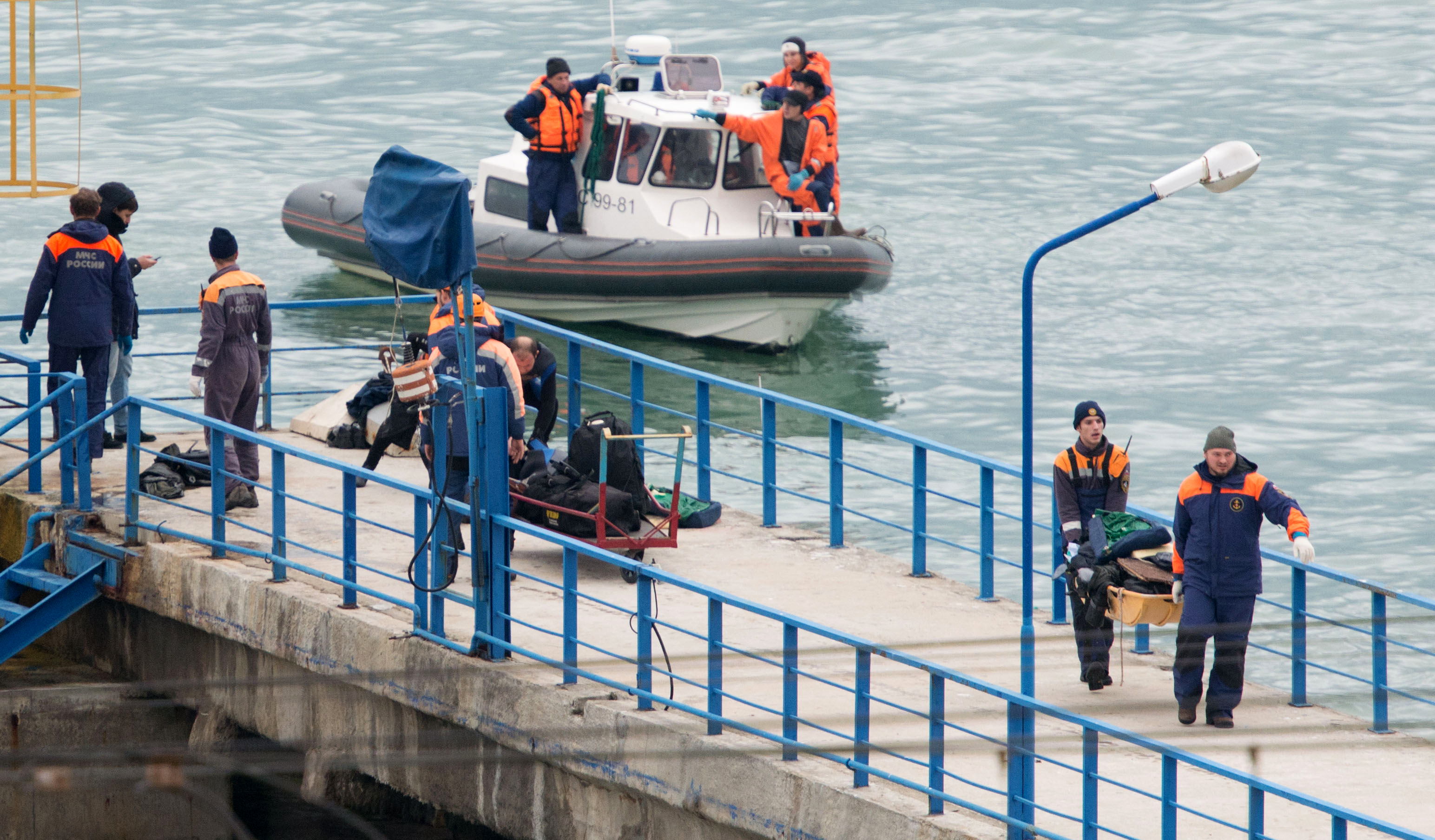 Do You Know What Happened? Dozens Feared Killed After Plane Crashes In Russia - 7ile6ju