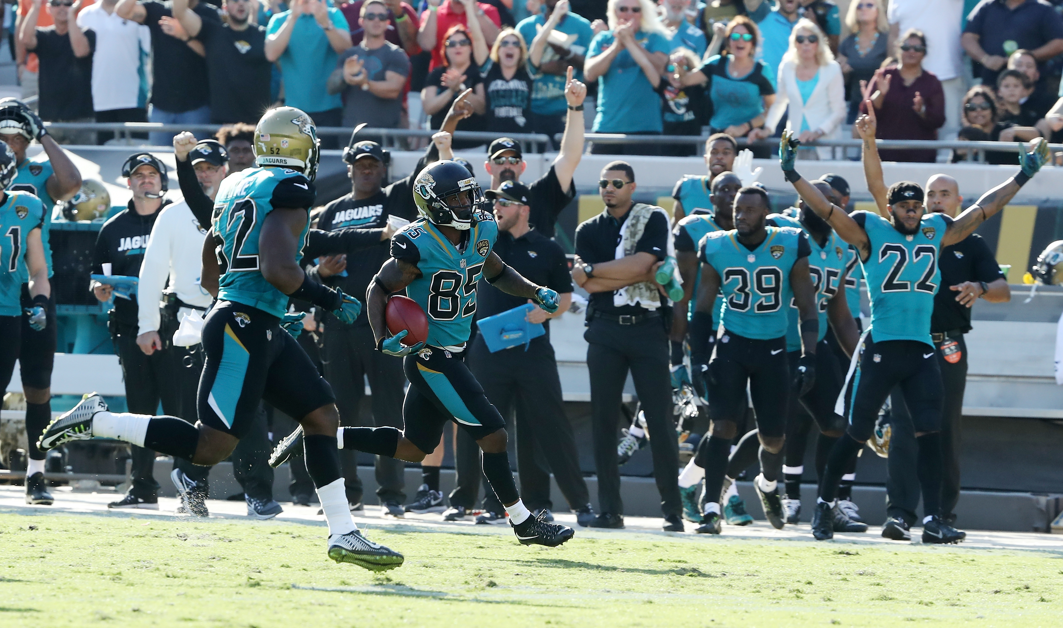 A.J. Green & Jalen Ramsey Ejected After Fight in the First Half, Bengals  vs. Jaguars