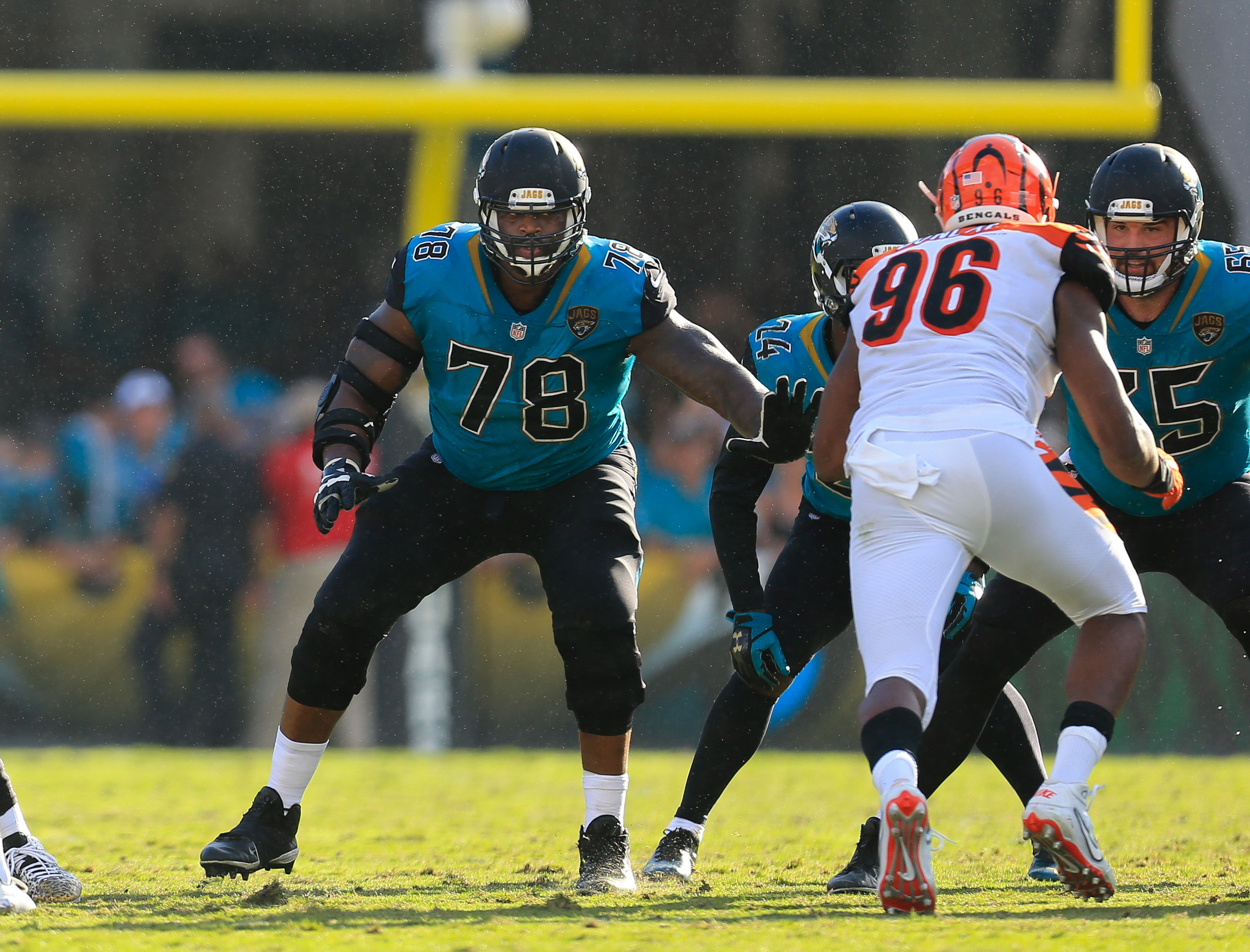 What's the latest line for Jacksonville Jaguars vs. Cincinnati Bengals?